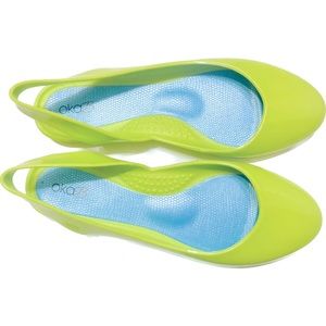Oka B Bright Neon Flats size 8 Lime Green